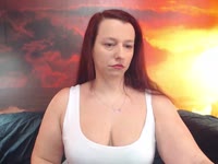 Hey! I am Iana and I am your happy entertainer! I love being on camera and seeing how much I can attract, it gives me confidence and it feels so good! I am witty and kind and playful!

I am working to get in shape, but now you can enjoy my round shapes, my big boobs and my meaty ass! Let