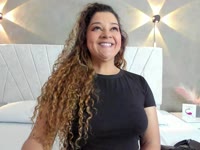 Hello, my name is Natalia, a Latin woman, curly hair, cute, I like to have fun, make me laugh, I like to please you and let us mutually fulfill our fantasies, I am very naughty but at the same time tender