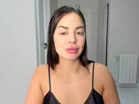 Hey! I speak English, Spanish, and Dutch. I