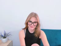 Stormi, 21 ☀️
Calm as the calm before a storm, but when I do laugh, it