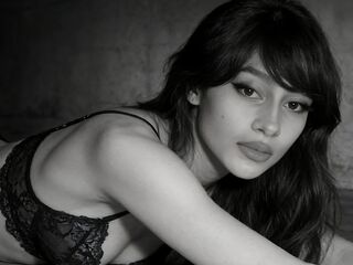 fingering webcam girl BerylUlerio