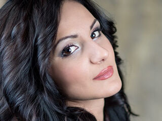 beautiful webcam girl JulyJulie