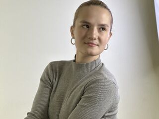 adult cam sex LorrianePytko