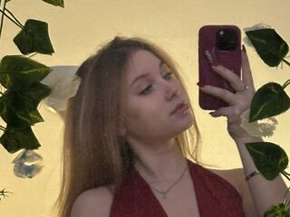 naughty cam girl masturbating StephenWeinzetl