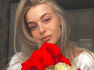 camgirl video chat SamantaKittie