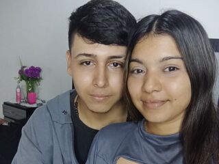 live couple blowjob cam AnthonellaJustin