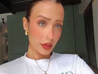 cam girl masturbating with sextoy AdrianaRossetti