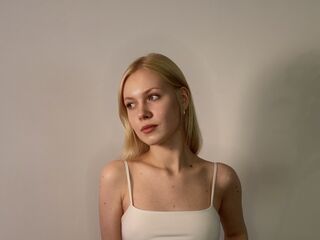 webcamgirl sexchat AishaNaeher
