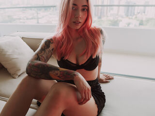 girl chatroom AlessaLaurent
