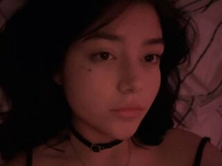 nude cam girl photo AlisaGlow