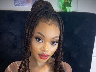 real live cam AmaAmivie