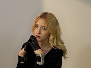 naked webcam girl picture AmeliaHatta