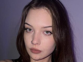camgirl playing with vibrator AmilyUiUi