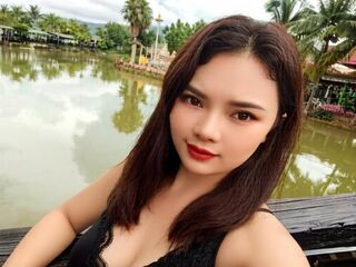 hot cam show BellaElina
