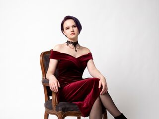 nude webcam girl BillieColeson