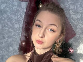 cam girl spreading pussy CharoletteHeckle