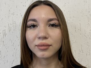 camgirl shaving pussy CoreneWimpy