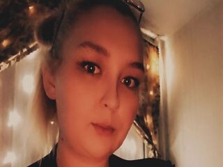 strip tease show CrystalSins