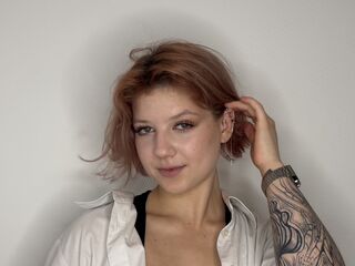 babe web cam CurtisJergen