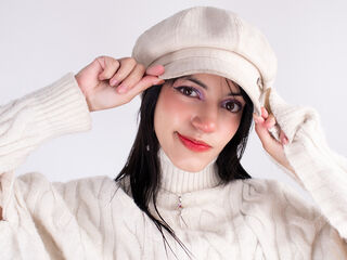 camwhore fingering shaved pussy DafneRivas