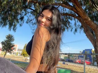 camwhore shaved pussy DeviColins