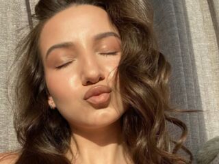 jasmin cam DinaSweeny