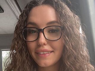 fingering girl chatroom ElanorSiefke