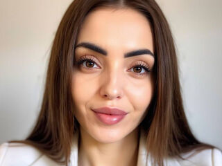 cam girl showing tits ElizaMories