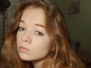 camgirl playing with dildo ErlineGrief