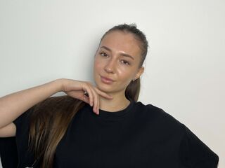 masturbating webcamgirl EthaGuitreau