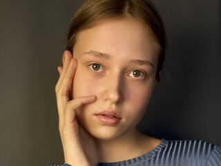 naked camgirl masturbating EvelinaMoorina