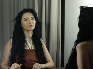 camslut naked FleurDivine