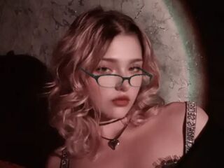 cam girl sexchat GlynisLathon
