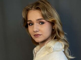 hardcore webcam HelenPetrini