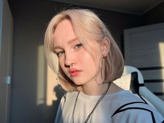 cam girl chatroom IleneDrones