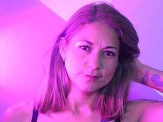 campicture IsabellaBaker