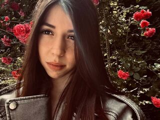 webcam babe JolynHouts