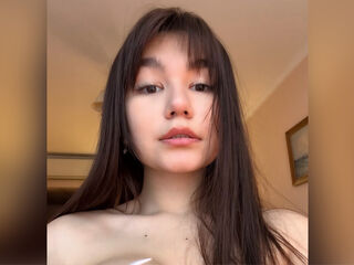 real live cam JuliaCutee