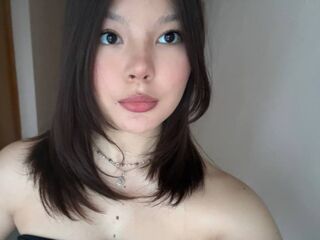 naked girl with cam masturbating JulienneCharters