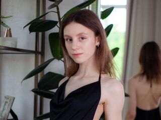 adult cam chat JuneMills