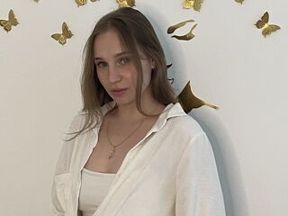 beautiful webcamgirl KandiceBishard