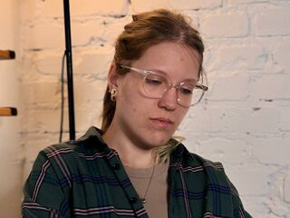 naked camgirl masturbating KateZenk