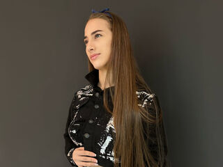 topless webcamgirl KatheWalton