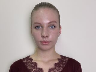 naked camgirl fingering pussy KatherinClark