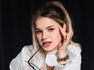 naked webcam girl fingering KellyHayden