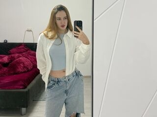 chat room live cam KellyLynn