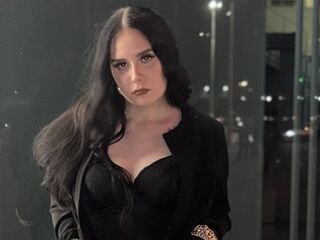 fingering girl chatroom KelsiLowndes