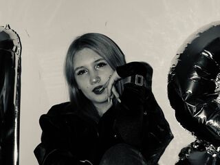 hot cam whore LatishaWolfenden