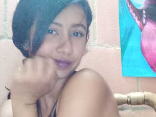 live webcam model LauSommers