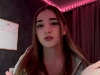 adult liveshow LaurynKendell